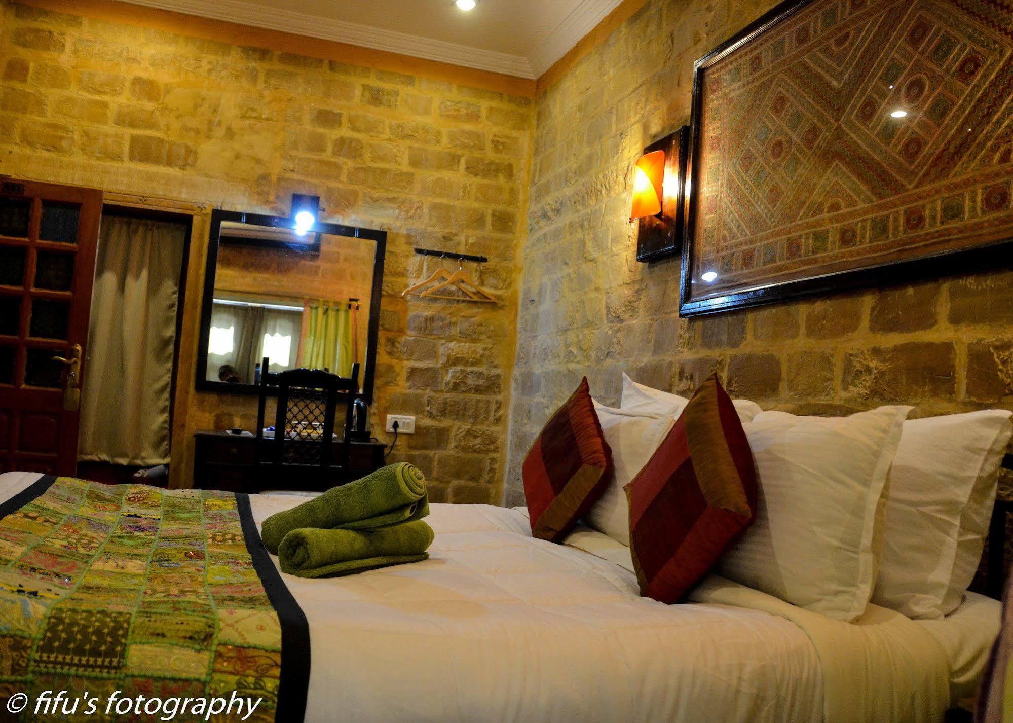 Hotel Fifu Джайсалмер Экстерьер фото